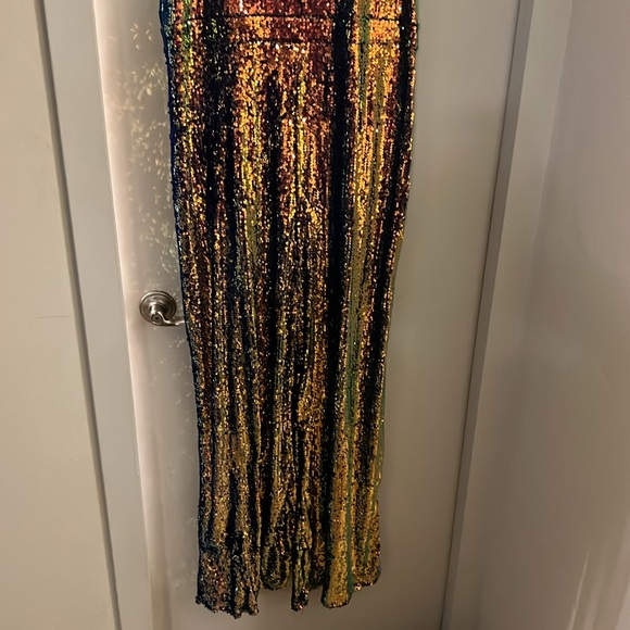 NWT stunning sequins jumpsuit - Picture 7 of 13